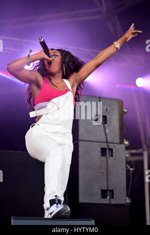 BARCELONA - 16 JUN: Lady Leshurr (Rapper, Sänger und Produzent) führt im Konzert beim Sonar Festival am 16. Juni 2016 in Barcelona, Spanien. Stockfoto