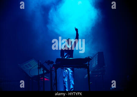 BARCELONA - JUN 17: Jarre (französischer Komponist, Musiker und Musikproduzent) führt im Konzert beim Sonar Festival am 17. Juni 2016 in befind Stockfoto