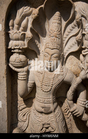 Sri Lanka, Anuradhapura ("Stadt der Ruinen'), Mahamevnawa aka Mahamegha. Alten Park in Anuradhapura, einer der heiligsten Orte für Buddhisten. Temp Stockfoto