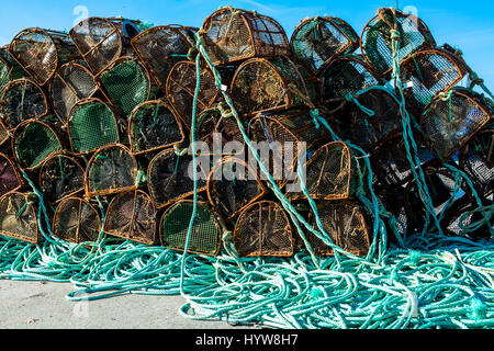 Fischerei fallen auf Docklands gespeichert Stockfoto