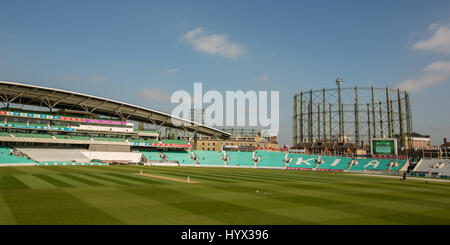 London, UK. 7. April 2017. Das Kia Oval vor Beginn des Spiels für Surrey gegen Warwickshire am 1. Tag des Specsavers County Championship Games. Bildnachweis: David Rowe/Alamy Live-Nachrichten Stockfoto