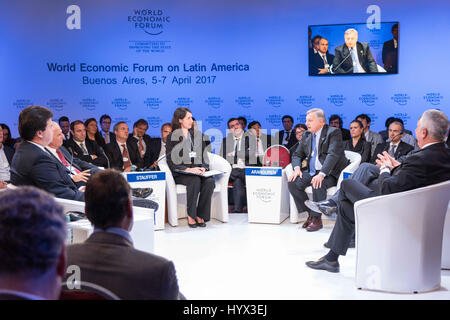 Buenos Aires, Argentinien. 7. April 2017.  Juan JosŽ Aranguren während des Weltwirtschaftsforums 2017 auf Lateinamerika 2017 Kredit: Maximiliano Javier Ramos/ZUMA Draht/Alamy Live-Nachrichten Stockfoto