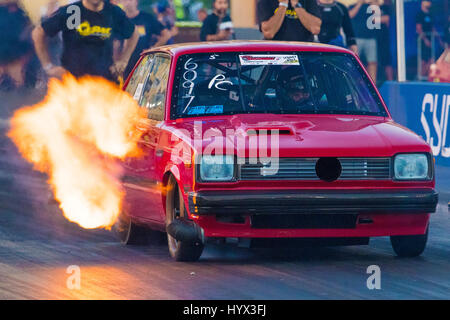 Sydney, Australien 7. April 2017: Sydney Jamboree Drag Racing Event - im Bild ist die Qualifikationsrunden der Sitzung. -Die Veranstaltung statt findet am Sydney Dragway über die 7. & 8. April. Bildnachweis: Mjmediabox / Alamy Live News Stockfoto