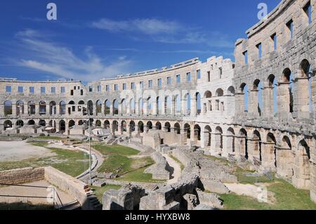 Kroatien, Pula, Pula Arena ist der Name der das Amphitheater befindet sich in Pula, Kroatien Stockfoto
