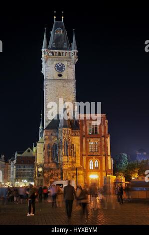 Nachtansicht des Altstädter Rathaus in Prag, Tschechische Republik Stockfoto