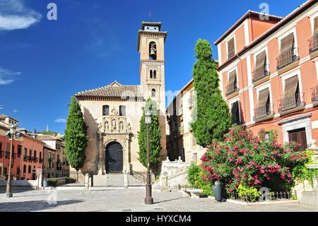 Kirche von Santa Ana in Plaza Nueva Granada, Andalusien, Spanien Stockfoto