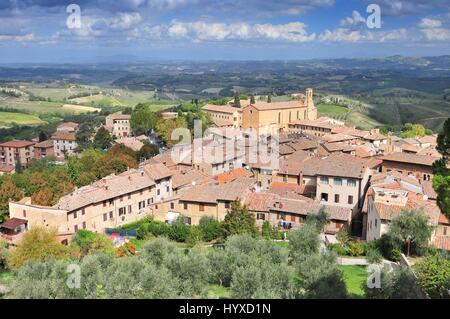 San Gimignano Kirche Sant Agostino von Stadt Wände Val di Chiana Tuscany Italien Europa Stockfoto