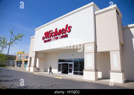 SPRINGFIELD, OR - 31. März 2017: Michaels-Retail-Store in der Nähe der Gateway Mall in Springfield, Oregon. Stockfoto