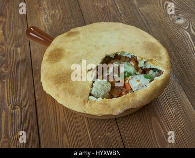 RESH golden hausgemachte Oberschenkel Hühnerpastete Stockfoto