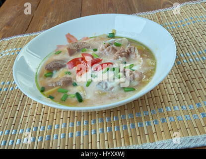 Slow Cooker King Ranch Chicken Soup. Tex-Mex-Gericht Stockfoto