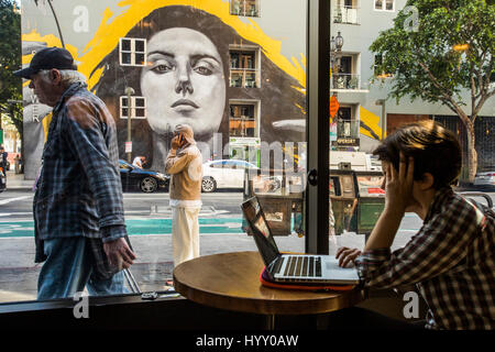 Blick vom Café am Spring Street, Downtown Los Angeles, Kalifornien, USA Stockfoto