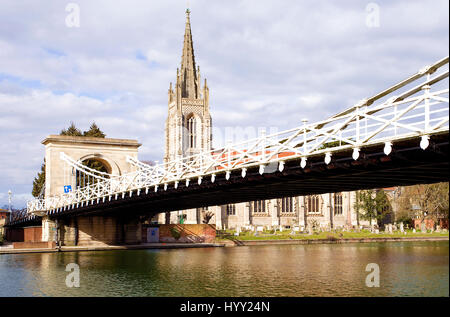 Marlow UK Brücke und Kirche Stockfoto