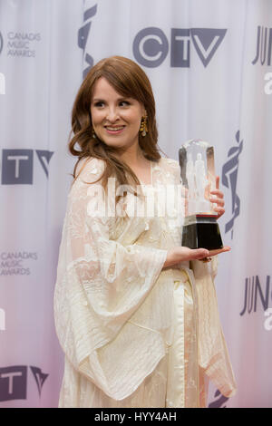 Diana Panton stellt mit dem Juno-Award für Kinder Album des Jahres "I Believe In kleinen Dingen" Stockfoto