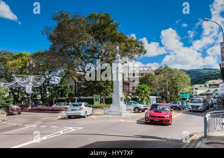 Victoria, Mahe, Seychellen - 16. Dezember 2015: Der Uhrturm von Victoria auch bekannt als Little Big Ben, Seychellen. Stockfoto