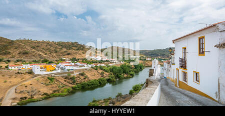 Panoramablick in Mértola, Distrikt Beja, Portugal Stockfoto