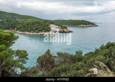 Saint Felice Arch in Gargano, in der Nähe von Vieste, Apulien, Italien Stockfoto