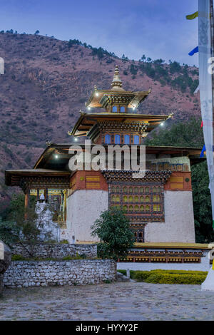 Chazam, Gomphu (Gom) Kora Tempel Pilgerstätte, Trashigang (Bhutan) Stockfoto