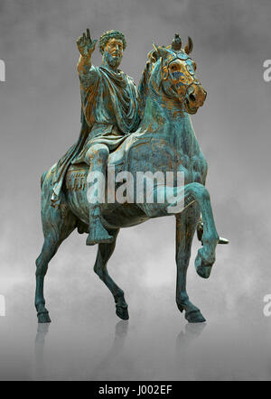 Ursprünglichen römischen Bronzestatue des Kaisers Marcus Aurelius auf dem Pferderücken. 175 N. CHR. Kapitolinischen Museen, Rom Stockfoto