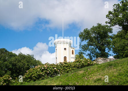 Keila-Joa Herrenhaus (Schloss im Herbst), ein 19. Jahrhundert Gebäude in der Nähe von Keila-Joa Wasserfall und Park, Estland. Stockfoto