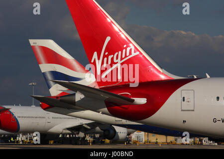 BRITISH AIRWAYS UND VIRGIN ATLANTIC Stockfoto