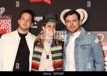 Los Angeles, CA, USA. 5. März 2017. LOS ANGELES - MAR-5: Pete Nappi, Samantha Ronson, Ethan Thompson, Ocean Park Pattsituation auf 2017 iHeart Music Awards am 5. März 2017 in Los Angeles, CA Kredit Forum: Kathy Hutchins / via ZUMA ZUMA-Draht/Wire/Alamy Live News Stockfoto