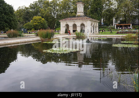 Die Brunnen in den italienischen Garten in Kensington Gardens, London, England, UK Stockfoto