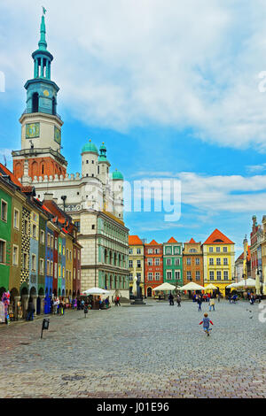 Posen, Polen - 7. Mai 2014: Menschen im alten Rathaus in alten Marktplatz in der Stadt von Poznan, Polen Stockfoto