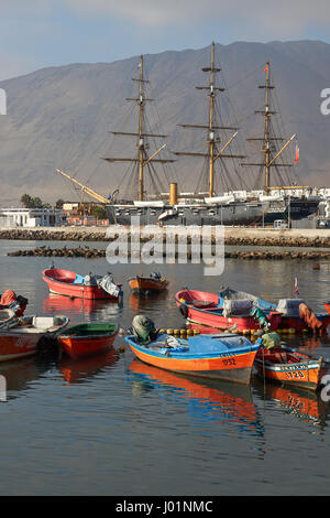 Replik der chilenischen Marine Schiff Esmeralda, an die Schlacht von Iquique 1879 während des Krieges im Pazifik versenkt. Stockfoto