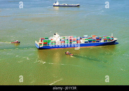 Luftbild auf Bayonne Container Schiff, NJ, USA Stockfoto
