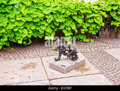 Wroclaw, Polen - 3. Mai 2014: Kleine Zwerg Figuren als Symbol von Wroclaw/Breslau, Polen Stockfoto