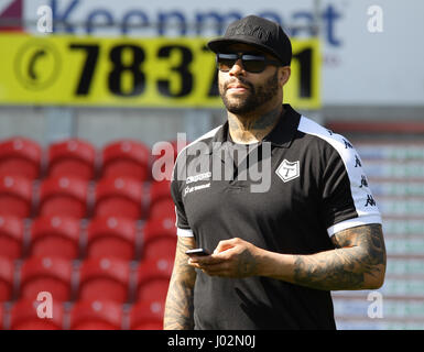 Doncaster, South Yorkshire, UK. 9. April 2017. Ryan Bailey (Neuzugang) für Toronto Wolfpack während der Kingstone Presse Liga 1 Leuchte Rugby-League-Partie auf das Keepmoat Stadium, Doncaster, South Yorkshire Bild von Stephen Gaunt/Alamy Live News Stockfoto