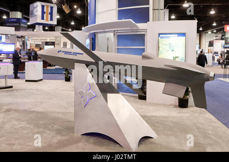 General Atomics Anzeige von UAS (Unmanned Aircraft System) Konzept-Fahrzeug auf der Sea Air Space Expo - Washington, DC USA Stockfoto