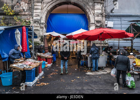 Berühmten alten Fischmarkt La Pescheria in Catania Stadt, östlich der Insel Sizilien, Italien genannt Stockfoto