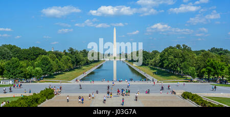 Reflektierenden Pool und Washington Monument Blick vom Lincoln Memorial Treppen. Washington D.C. Stockfoto