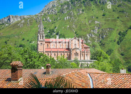 Malerische Aussicht von unserer lieben Frau von Covadonga, Cangas de Onis, Asturien Stockfoto