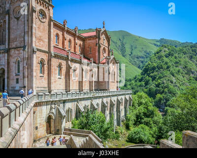Malerische Aussicht von unserer lieben Frau von Covadonga, Cangas de Onis, Asturien Stockfoto