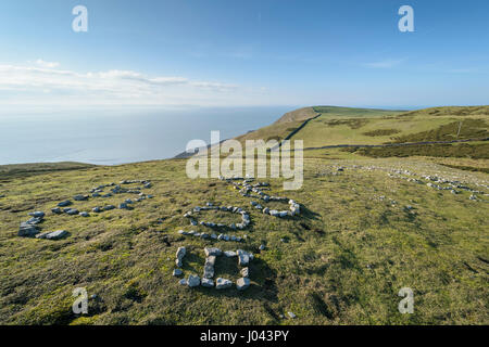 Stein-Nachrichten auf dem Hügel des Great Ormes Kopf Gipfel in Llandudno North Wales uk Stockfoto