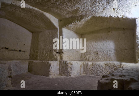 RABAT, MALTA - 29. Juli 2015: St. Pauls Katakomben - ein umfassendes System von unterirdischen Gängen und Gräber - die auffälligsten Merkmale von Malta Stockfoto