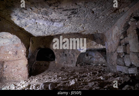 RABAT, MALTA - 29. Juli 2015: St. Pauls Katakomben - ein umfassendes System von unterirdischen Gängen und Gräber - die auffälligsten Merkmale von Malta Stockfoto