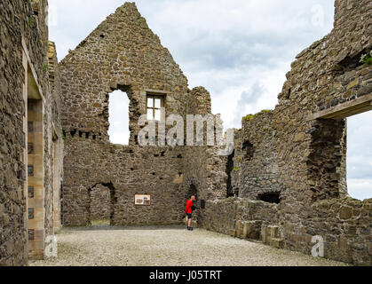 Die Ruinen von Dunluce Castle, Bushmills, Nordirland, Vereinigtes Königreich Stockfoto