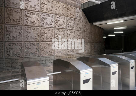 Wandfliesen der Insurgentes Metro Station in Mexico City, Mexiko Stockfoto