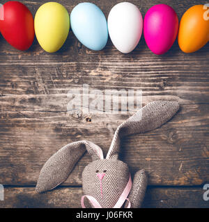 Osterhasen auf alt-boards Stockfoto