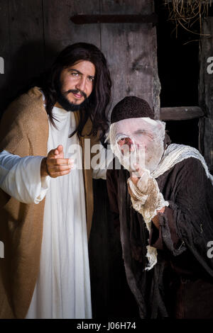 Bibel-Szene historisches Reenactment spielen mit Lepra Mann und Jesus Stockfoto