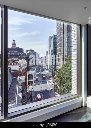 Gerahmte Blick. 55 Victoria Street, London, Vereinigtes Königreich. Architekt: Steif + Trevillion Architekten, 2016. Stockfoto