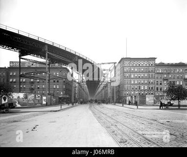 Die erhöhte, Eighth Avenue und 110. Straße, New York City, New York, USA, Detroit Publishing Company, 1900 Stockfoto