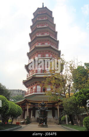 Tempel der sechs Banyanbäume in Guangzhou China. Tempel der sechs Banyanbäume wurde zuerst durch den Mönch Tanyu 541 gebaut Stockfoto