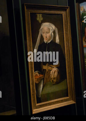 Das Ruhrmuseum in Essen zeigt seine Ausstellung Ebene 12 (Ebene 12), die sich mit Erinnerung und Geschichte in der Region beschäftigt. Die Ausstellung erkundet das industrielle Erbe des Ruhrgebietes anhand verschiedener kultureller und historischer Artefakte, die den Übergang des Gebiets über die Zeit veranschaulichen. Stockfoto