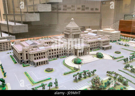 Ein Miniaturmodell der Nationalen Diät Gebäude im Haus der Repräsentativen Museums in Nagata-cho Chiyoda der Tokio Japan Stockfoto