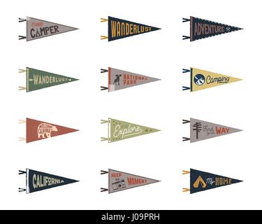 Satz von Abenteuer, Surfen, camping Wimpel. Retro-Farben-Etiketten. Vintage handgezeichnete Fernweh Stil. Isoliert auf weißem Hintergrund. Gut für t-Shirt, Tasse, andere Identität. Vektor-illustration Stock Vektor