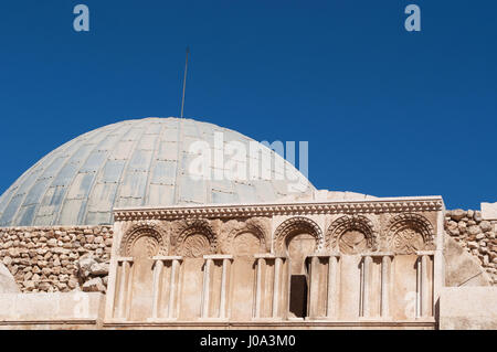 Die Umayyaden-Palast, große Schlossanlage aus dem Zeitabschnitt der Umayyaden-Dynastie befindet sich auf dem Zitadellenhügel Ammans, im 8. Jahrhundert erbaut (Jabal al-Qal'a) Stockfoto